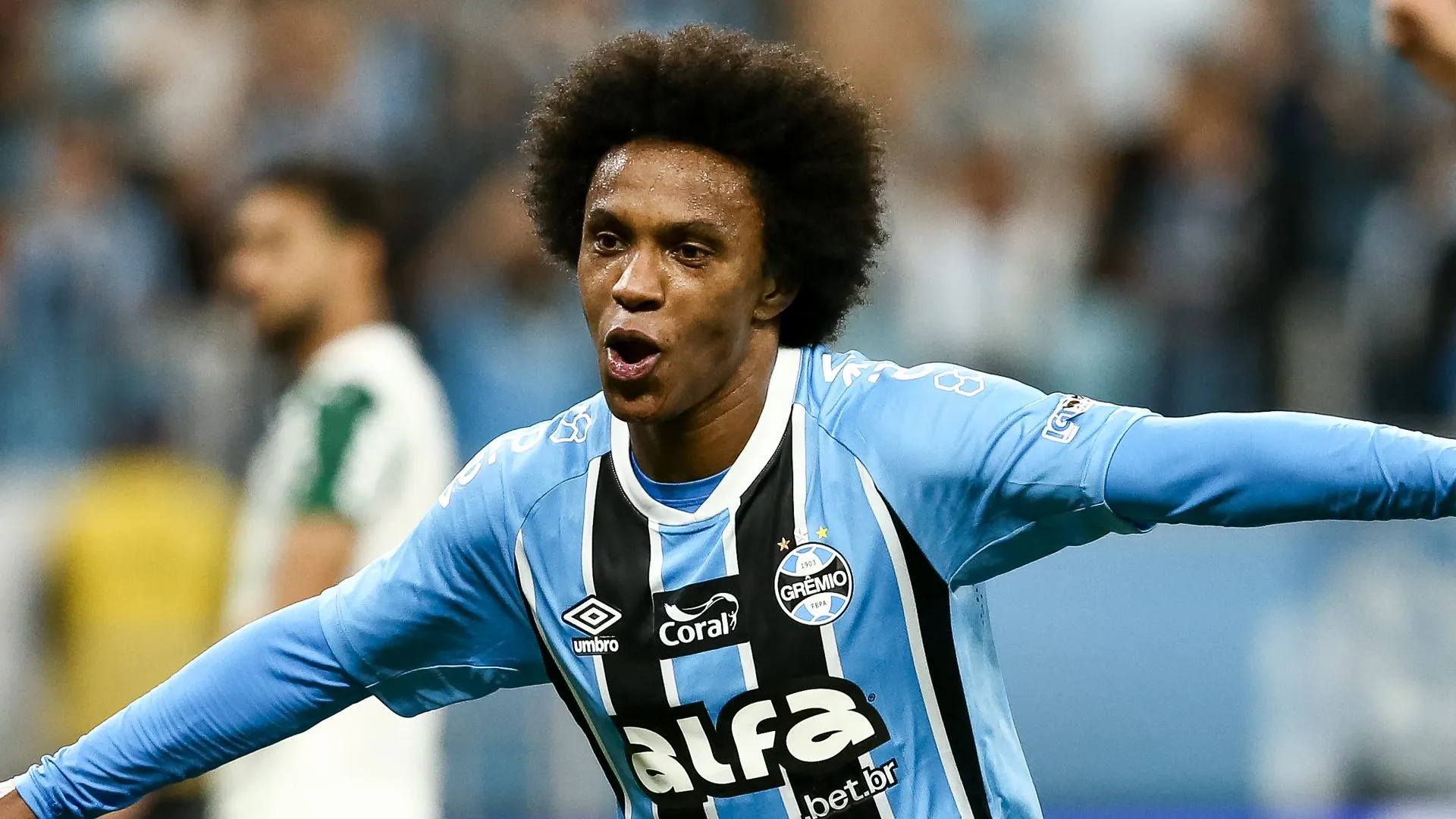 Willian, atacante do Grêmio em partida pelo campeonato brasileiro (Foto: Pedro H. Tesch/Getty Images)