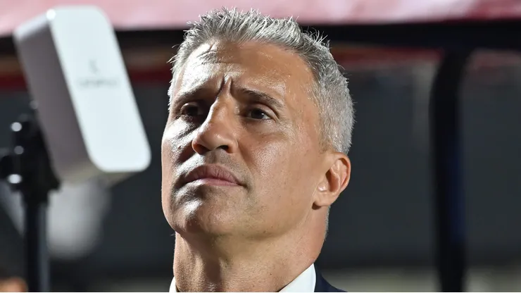 SP - SAO PAULO - 11/02/2026 - BRASILEIRO A 2026, SAO PAULO X GREMIO - Hernan Crespo tecnico do Sao Paulo durante partida contra o Gremio no estadio Morumbi pelo campeonato Brasileiro A 2026. Foto: Jota Erre/AGIF