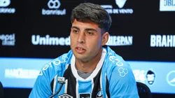 Juan Nardoni assinou com o Grêmio até 2029 FOTO: LUCAS UEBEL/GREMIO FBPA