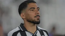 Allan, do Botafogo, foi denunciado pelo TJD-RJ por expulsão contra o Vasco