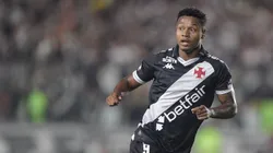 Matheus Franca jogador do Vasco durante partida contra o Sao Paulo no estadio Sao Januario pelo campeonato Brasileiro A 2025. Foto: Thiago Ribeiro/AGIF