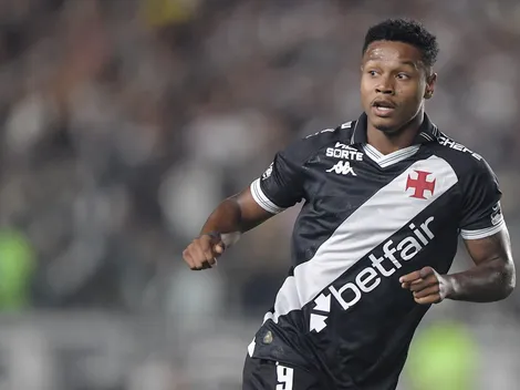 Vasco avalia rendimento de Matheus França e mantém contrato