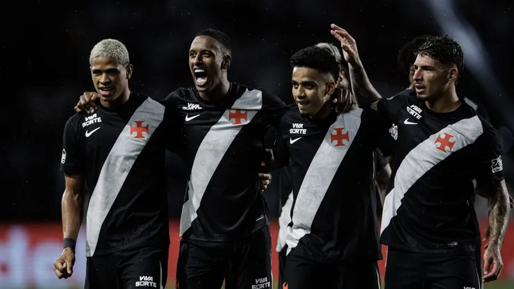 Brenner jogador do Vasco comemora seu gol durante partida contra o Botafogo no estadio Sao Januario pelo campeonato Carioca 2026. Foto: Andre Mourao/AGIF