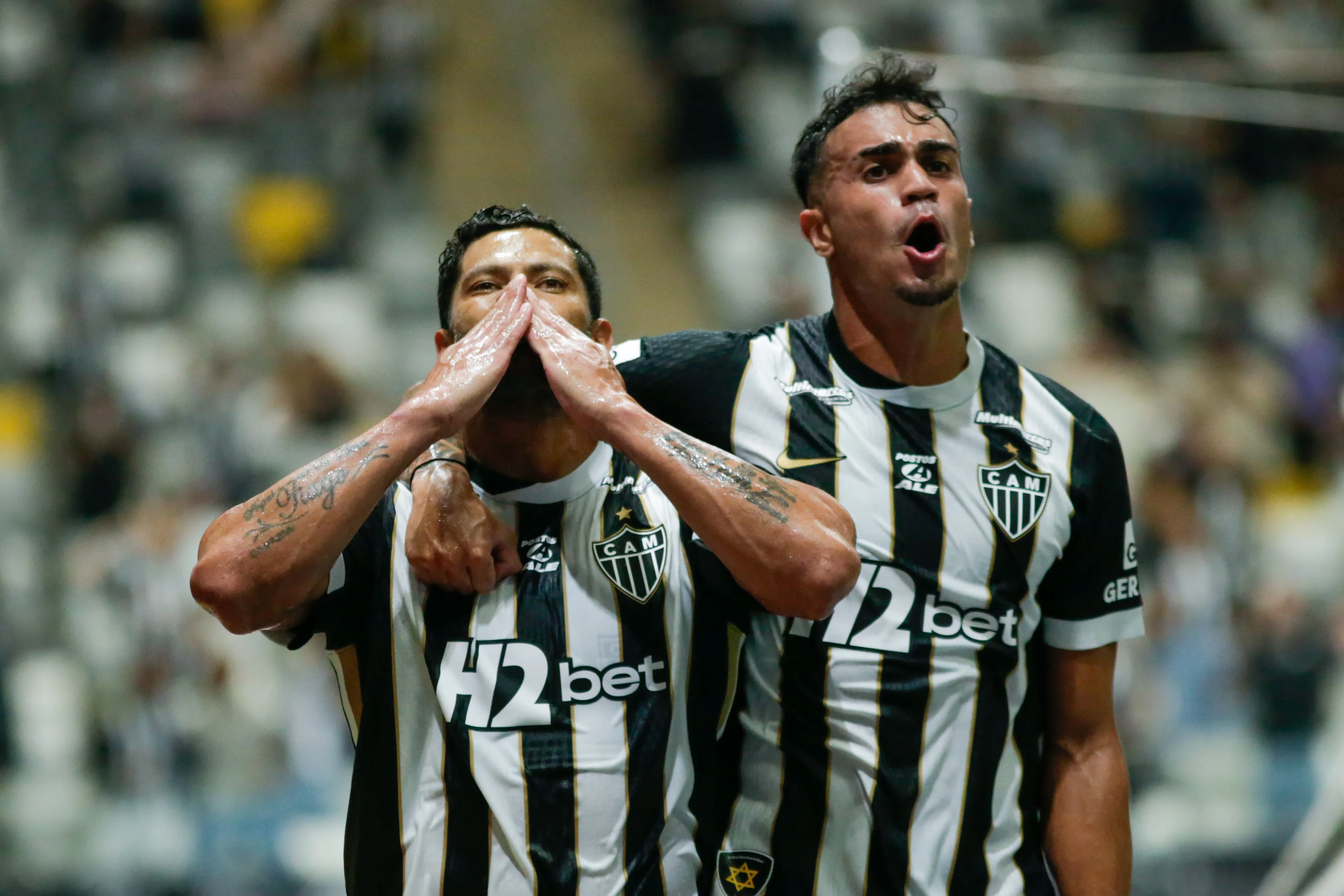 Hulk jogador do Atletico comemora seu gol durante partida contra o Remo no estadio Arena MRV pelo campeonato Brasileiro A 2026. Foto: Fernando Moreno/AGIF