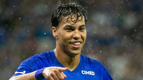 Kaio Jorge jogador do Cruzeiro comemora seu gol durante partida contra o America-MG no estadio Mineirao pelo campeonato Mineiro 2026. Foto: Fernando Moreno/AGIF