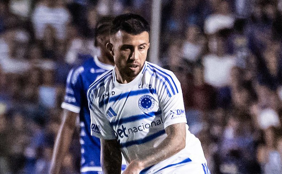 Expulsão polêmica de Matheus Henrique em URT x Cruzeiro gera revolta no Campeonato Mineiro