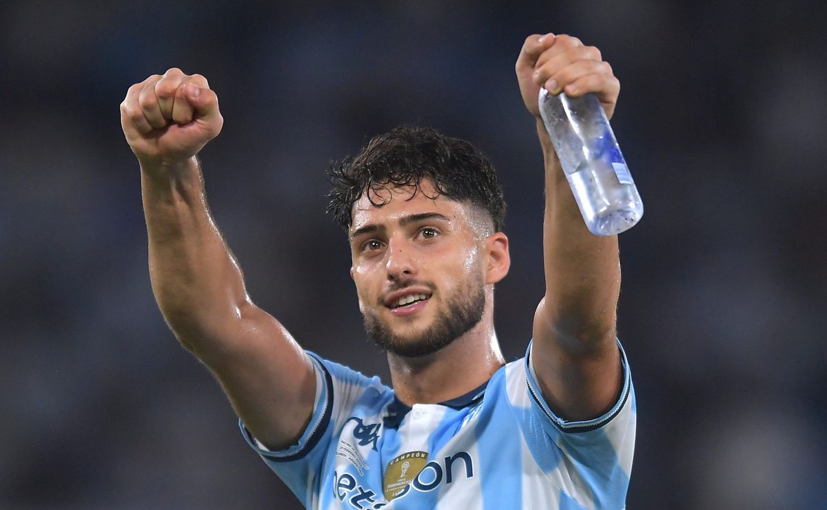 Di Césare aumenta expectativa por contratação do Santos após brilhar no Racing em meio à negociação