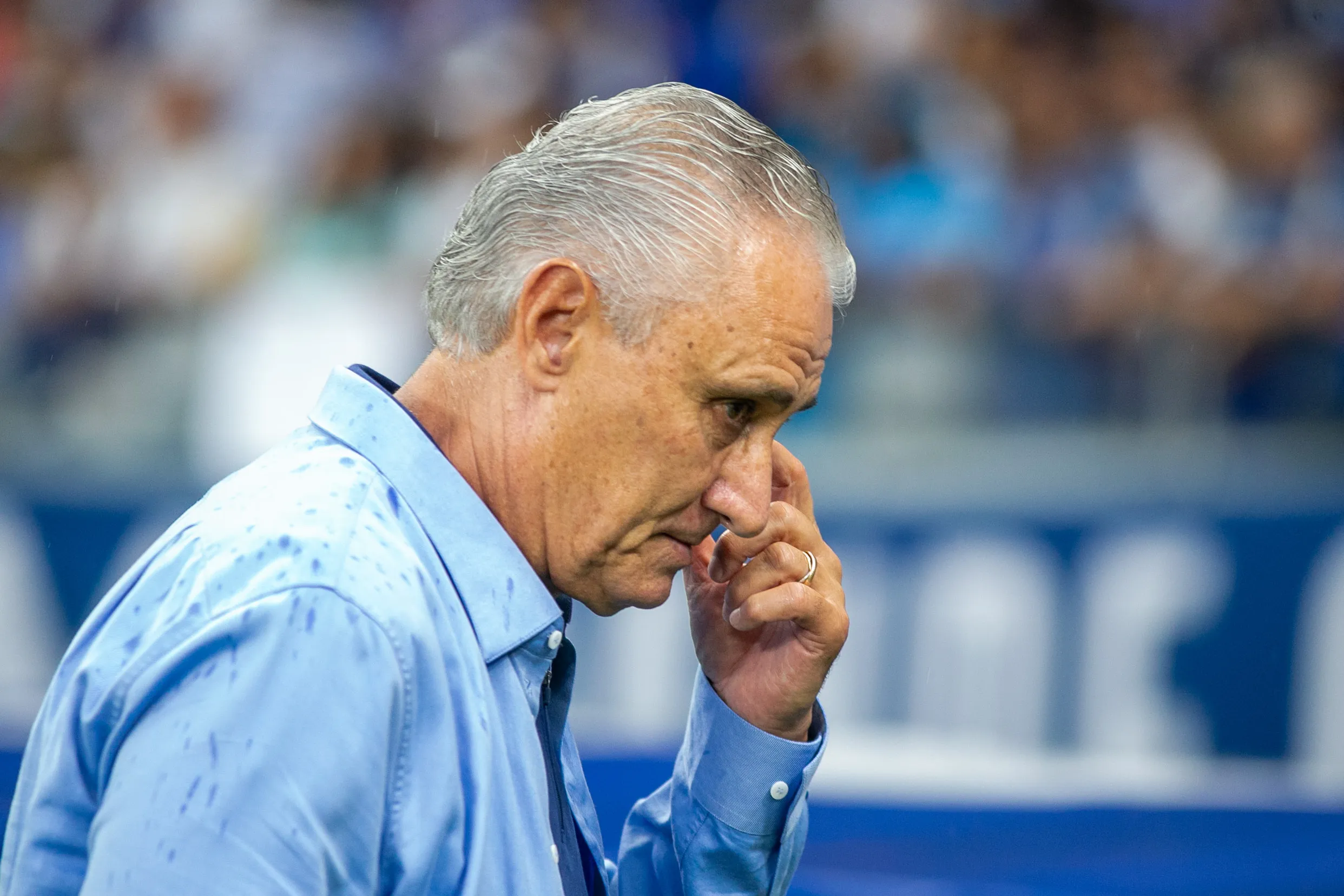 Tite vê Leonardo Jardim como sombra no Cruzeiro. Foto: Fernando Moreno/AGIF