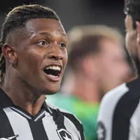 Botafogo define escalação com Bastos e Danilo contra o Flamengo