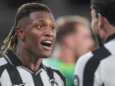 Botafogo define escalação com Bastos e Danilo contra o Flamengo