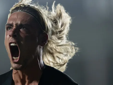 Com gol decisivo e pênalti convertido, Spinelli vive estreia simbólica diante da torcida