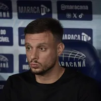 Botafogo usa titulares contra Flamengo no Carioca