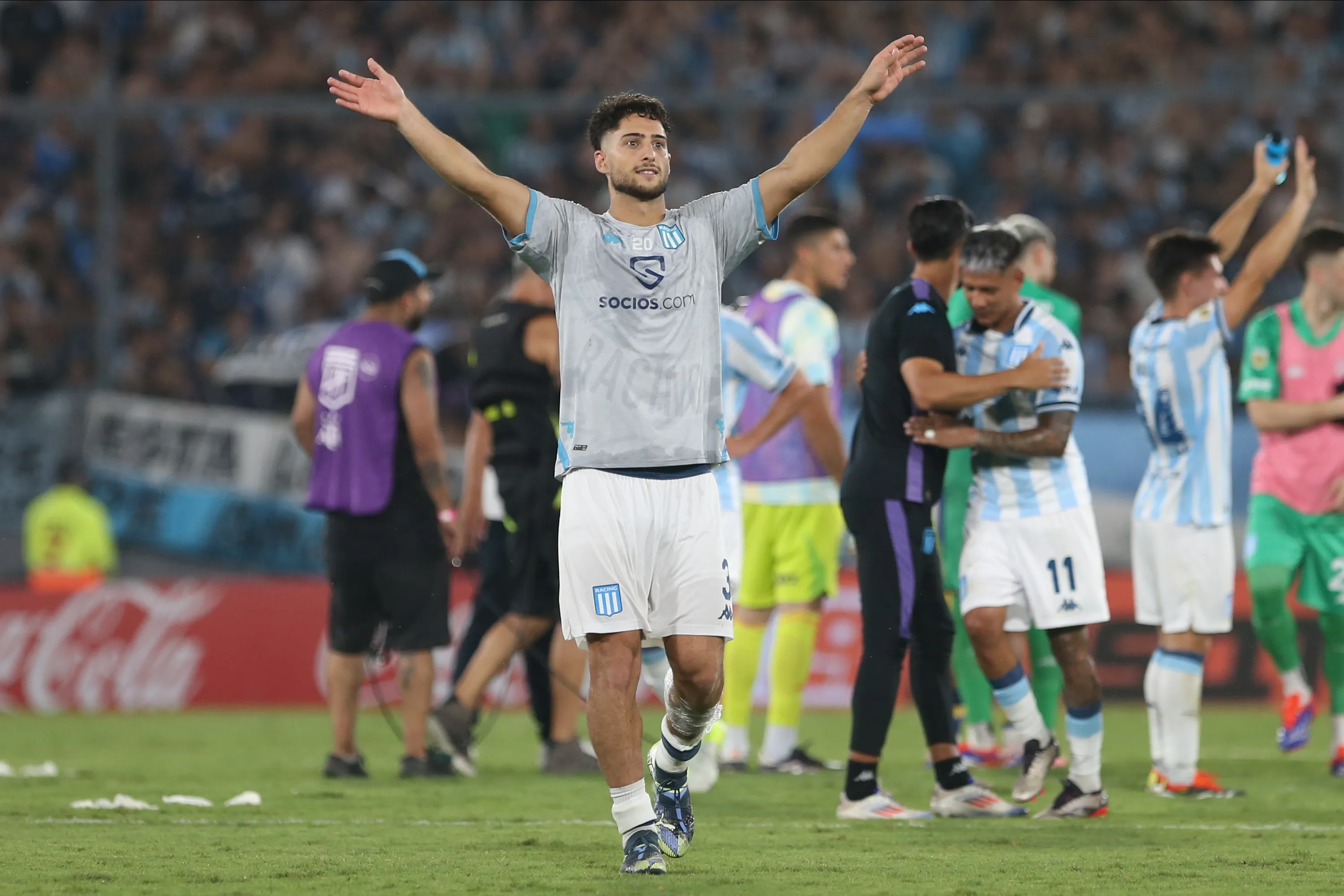 Di Césare marcou em vitória do Racing neste sábado (14). Foto: Daniel Jayo/Getty Images.