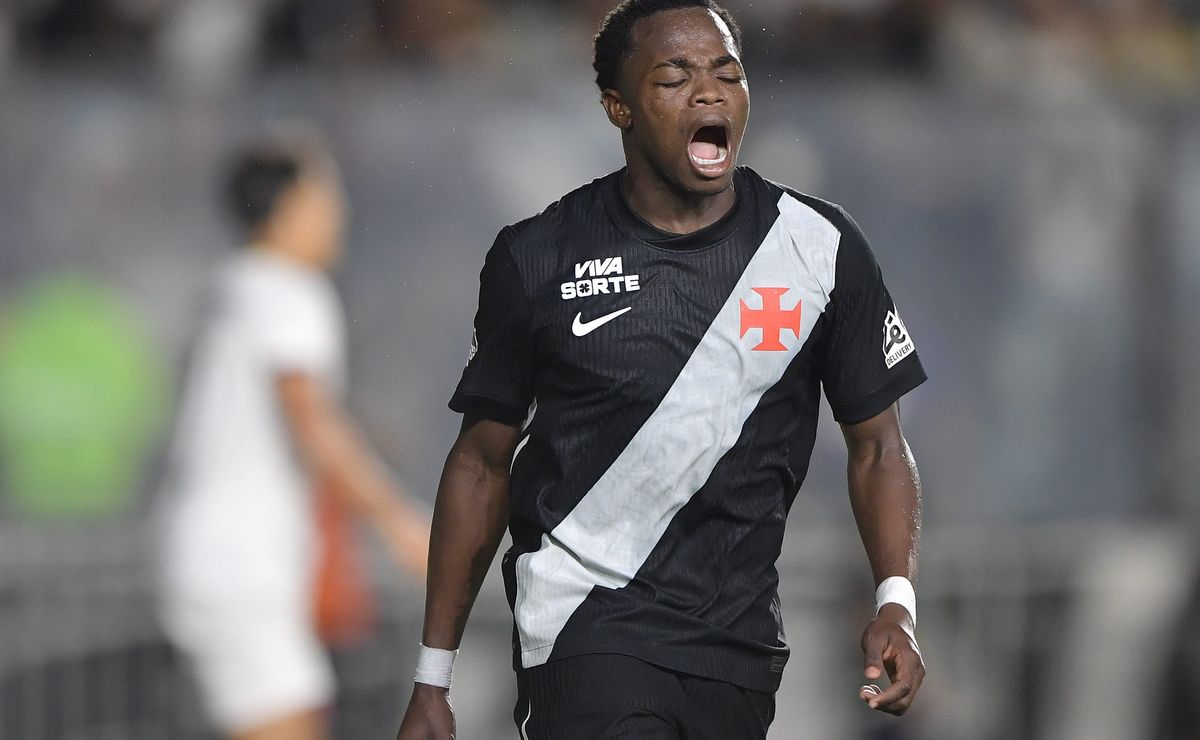 Palmeiras vê torcida pedir Andrés Gómez após destaque no Vasco e diretoria mantém cautela no mercado