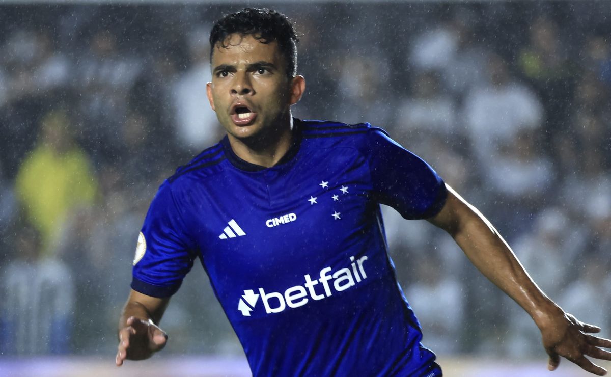 Cruzeiro acerta últimos detalhes com o Palmeiras e Bruno Rodrigues está de volta ao clube