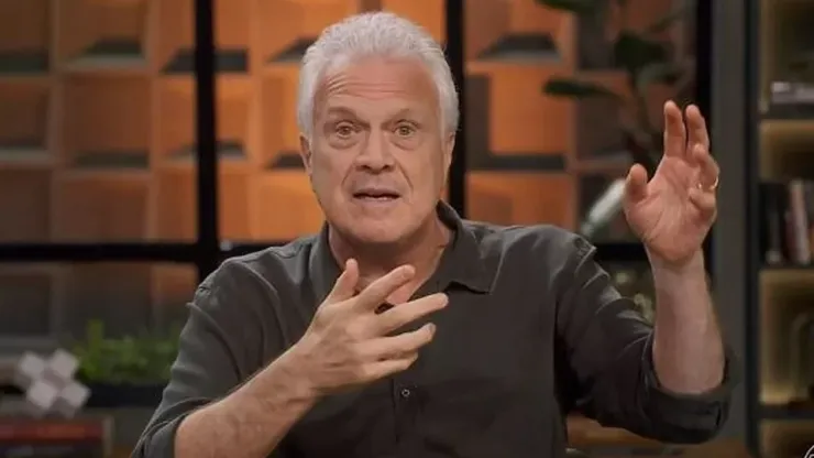 Pedro Bial, apresentador da TV Globo - Foto: Reprodução/Globo