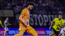 Hugo Souza goleiro do Corinthians durante partida contra o São Bernardo. Foto: Fabio Giannelli/AGIF