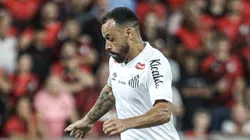 Moisés, atacante do Santos em partida pelo campeonato paulista (Foto: Reinaldo Campos/ Santos)
