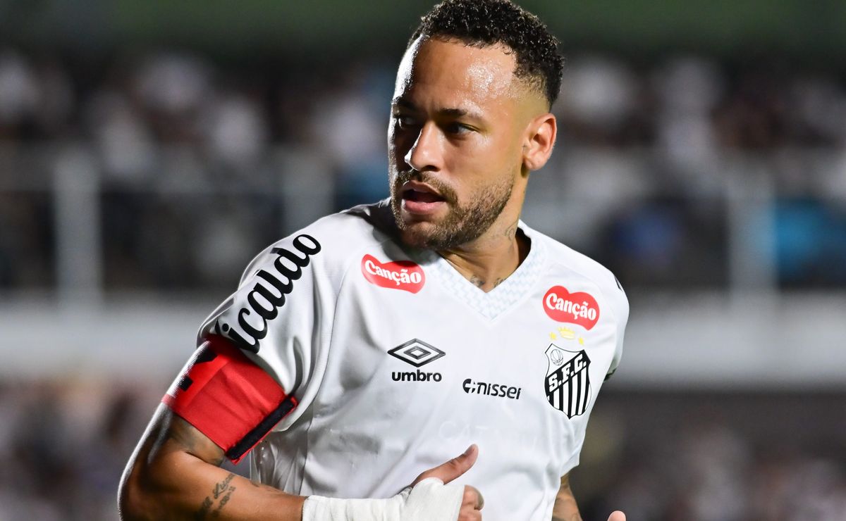 Com Neymar de volta, Santos vence Velo Clube por 6 a 0 e avança no Campeonato Paulista