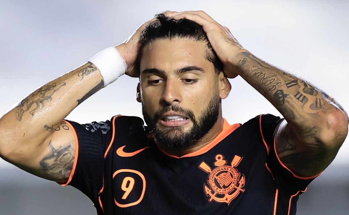 Lesão de Yuri Alberto preocupa Dorival Júnior no Corinthians: “Deva ser um pouco mais séria”