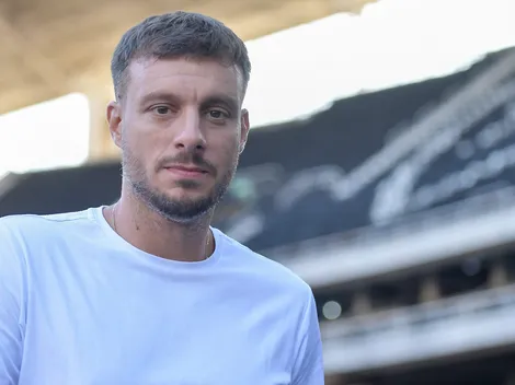 Martín Anselmi não esconde frustração com derrota em clássico