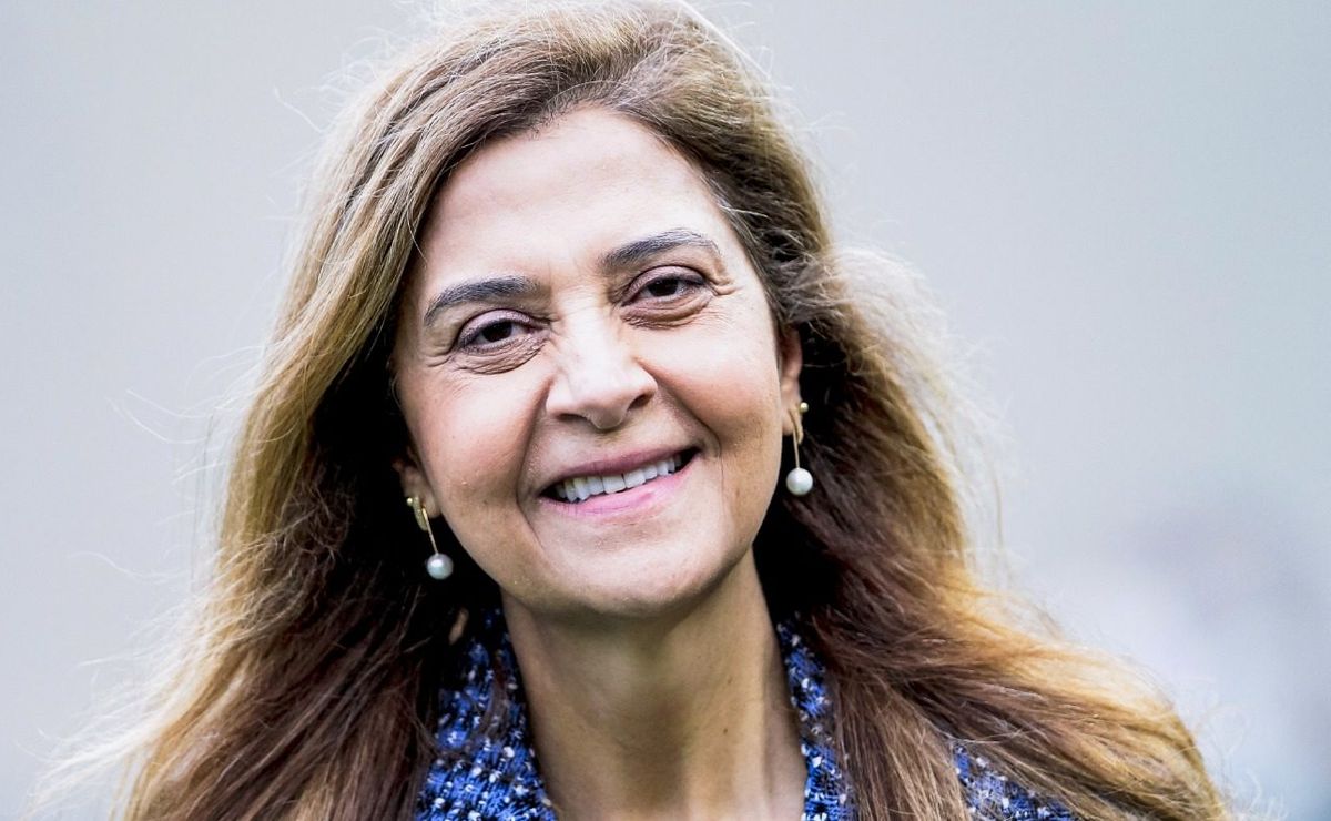 Palmeiras acerta salários de R$ 1,2 milhão e Leila Pereira quer anunciar Nino para já