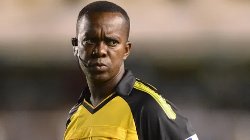 PC Oliveira viu erro no clássico.