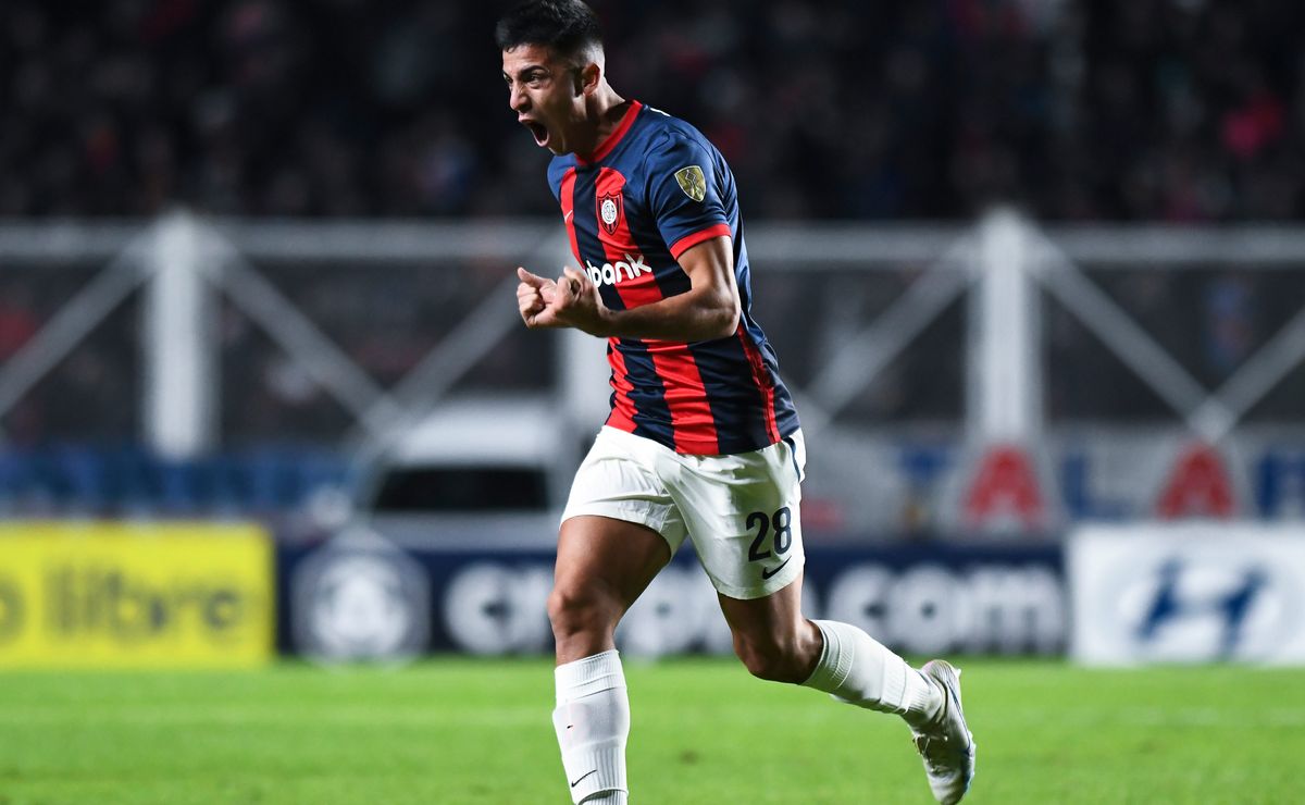 Fluminense insiste em Alexis Cuello após pedido de Zubeldía, mas San Lorenzo recusa nova oferta pelo atacante