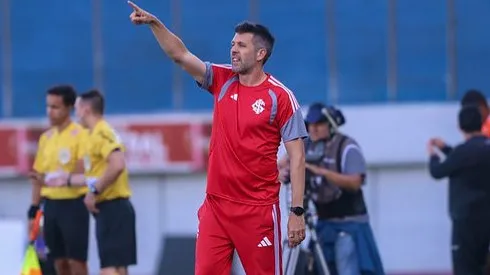 Pezzolano no Inter. Foto: Internacional