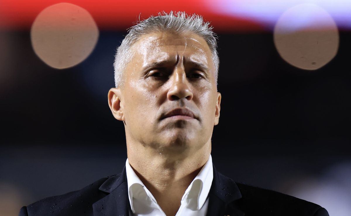 Crespo exalta Rui Costa e valoriza ambiente no São Paulo: “Temos união e estabilidade”