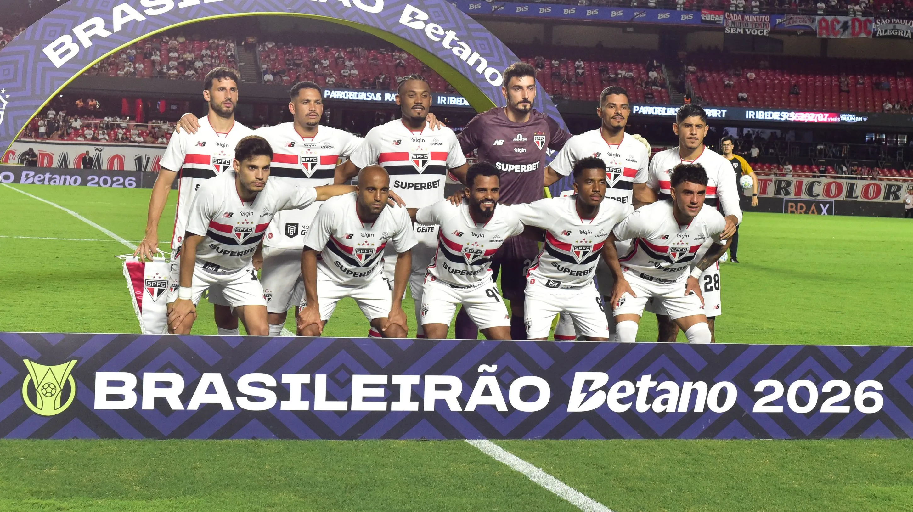 São Paulo na temporada. Foto: Jota Erre/AGIF