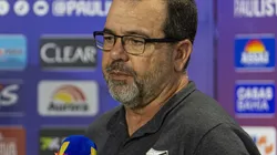 Enderson Moreira apontou favoritismo do Santos.