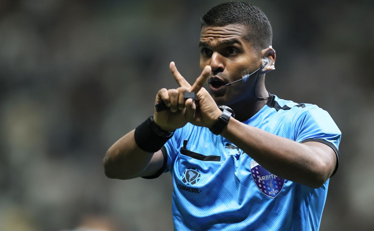 Lanús x Flamengo: Conmebol toma decisão e Alexis Herrera irá apitar a final da Recopa