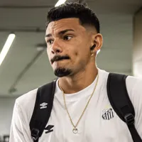 Santos topa pagar salários de Tiquinho Soares no Mirassol