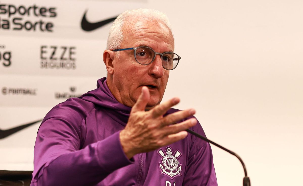 Dorival Júnior adota muita cautela antes de relacionar Fabrizio Angileri e Zakaria Labyad no Corinthians