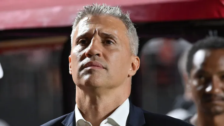 Crespo é o técnico do São Paulo. Foto: Jota Erre/AGIF