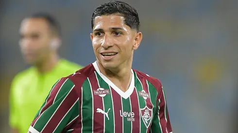 Atacante chegou com moral – Foto: Thiago Ribeiro/AGIF.