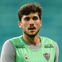 Santos tem aval de Vojvoda e estuda proposta por Igor Rabello, do Flu