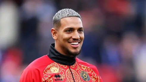 Vinícius Souza, volante do Wolfsburg, da Alemanha – Foto: Matt McNulty/Getty Images