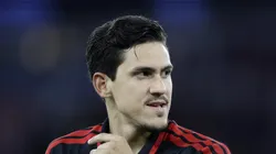 Pedro em ação durante jogo do Fla.