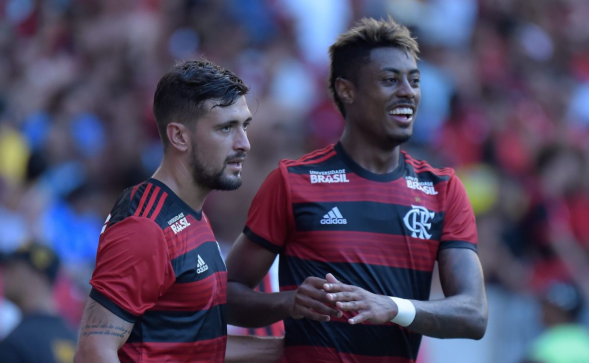 Bruno Henrique supera Arrascaeta em 2026 e mostra força no Flamengo mesmo sem titularidade absoluta