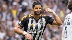 Hulk brilhou ao anotar um hat-trick diante do Itabirito-MG