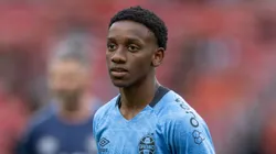 Jovem promessa segue na mira do futebol europeu