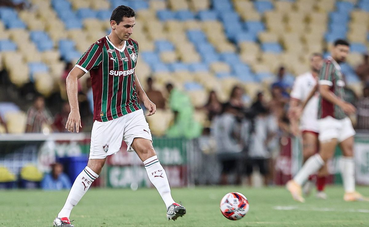 Fluminense vence o Bangu e avança à semifinal com pênalti inusitado no Maracanã