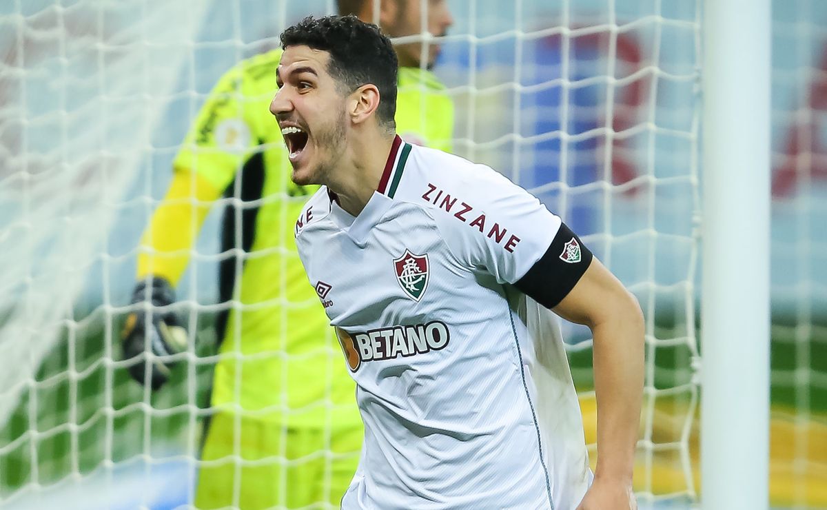 Palmeiras aumenta proposta por Nino e aguarda resposta do Zenit para avançar nas tratativas