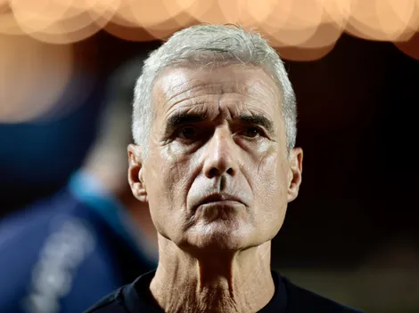 Luís Castro tem bastidores revelados e jogadores estão fechados com ele