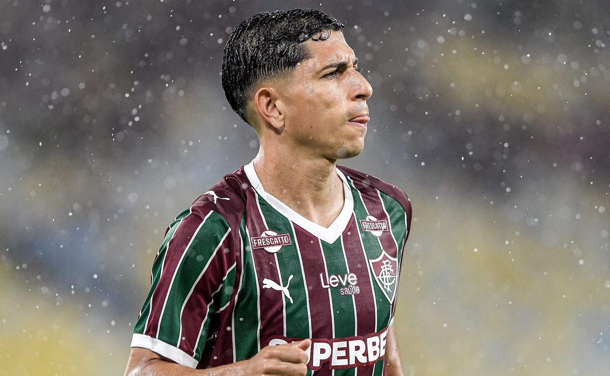  Zubeldía justifica como pretende utilizar Savarino no Fluminense: “Isso manda no futebol, a efetividade” 