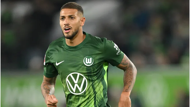 WOLFSBURG, GERMANY - NOVEMBER 02: Vinicius Souza of Wolfsburg during the Bundesliga match between VfL Wolfsburg and TSG Hoffenheim at Volkswagen Arena on November 02, 2025 in Wolfsburg, Germany. (Photo by Stuart Franklin/Getty Images)