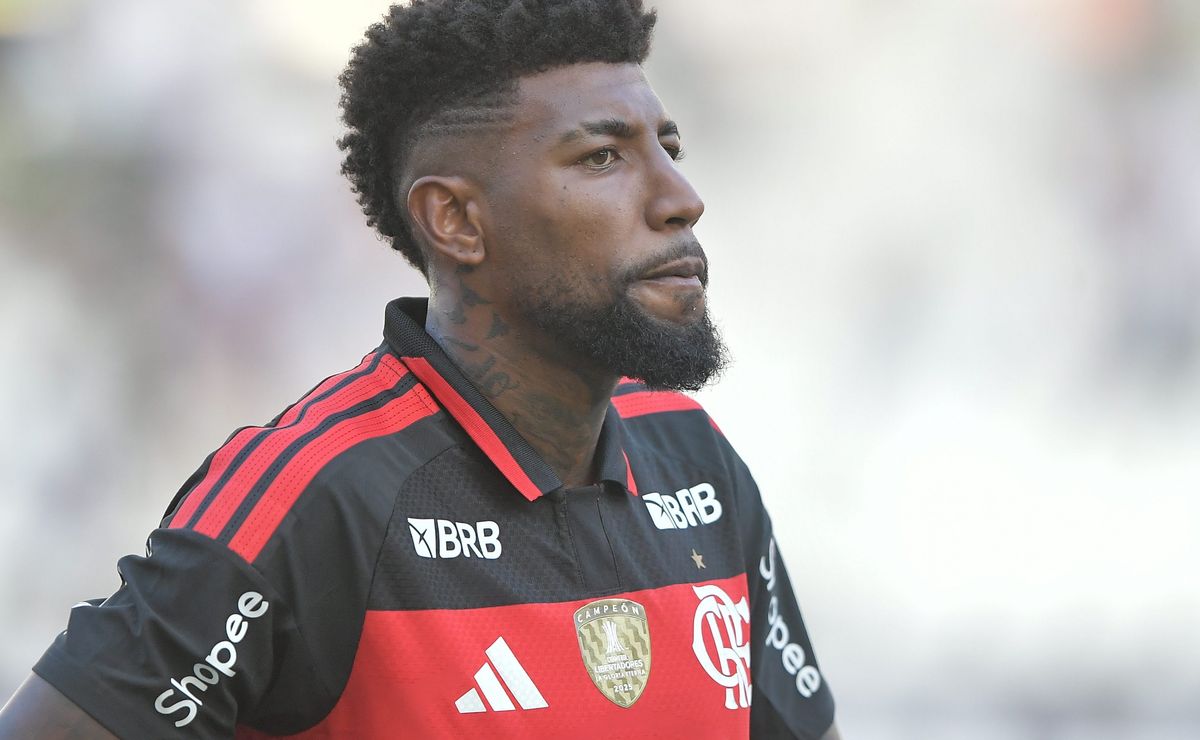 Emerson Royal pode deixar o Flamengo e atrai interesse de Fiorentina e Valencia para próxima janela europeia