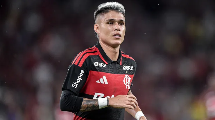 Luiz Araújo desperta o interesse do Atlético-MG